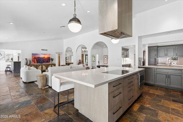 14018 N CORAL GABLES Drive, Phoenix, AZ 85023
