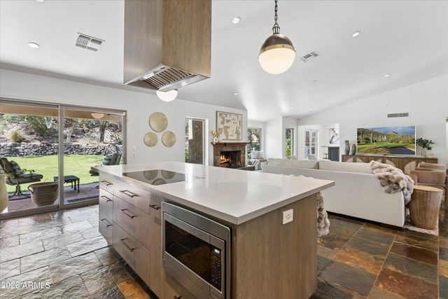 14018 N CORAL GABLES Drive, Phoenix, AZ 85023