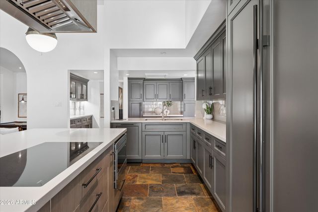 14018 N CORAL GABLES Drive, Phoenix, AZ 85023