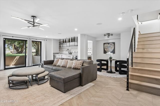 14018 N CORAL GABLES Drive, Phoenix, AZ 85023