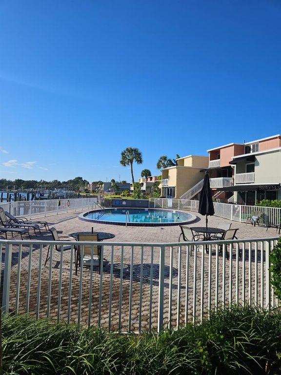 Image 14 of property listing at 2424 W TAMPA BAY BOULEVARD I102, Tampa, FL 33607