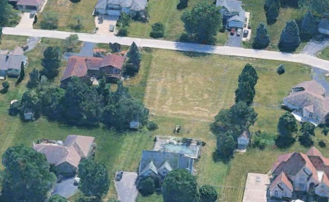 26208 S Victoria Lane, Crete, IL 60417