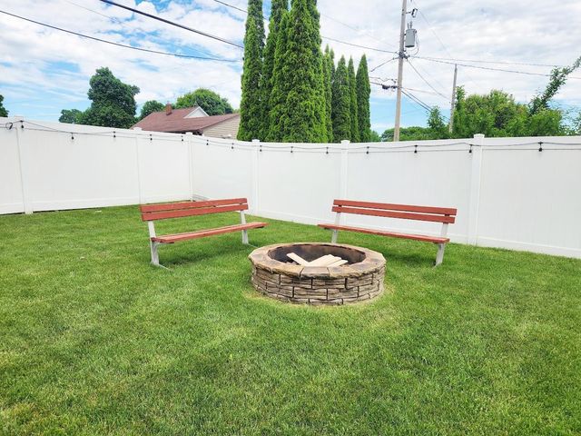 1430 S 19TH STREET, Sheboygan, WI 53081