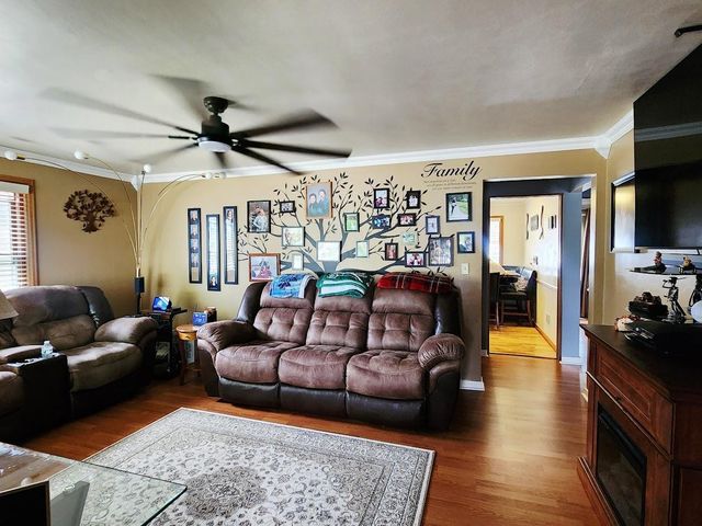 1430 S 19TH STREET, Sheboygan, WI 53081