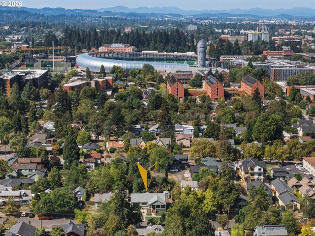 1624 WALNUT St, Eugene, OR 97403