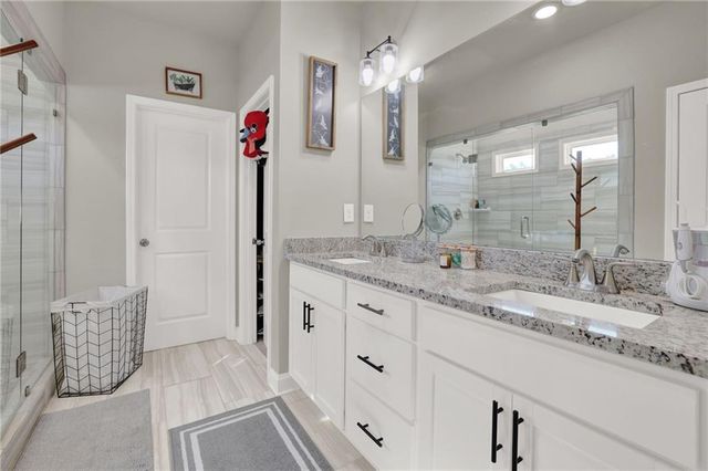 103 Parkers Place, Hoschton, GA 30548