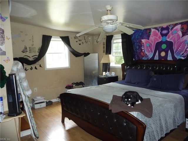 8215 Baywood DR, Norfolk, VA 23518