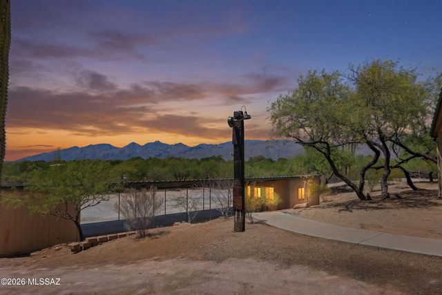 12471 E Speedway Boulevard, Tucson, AZ 85748