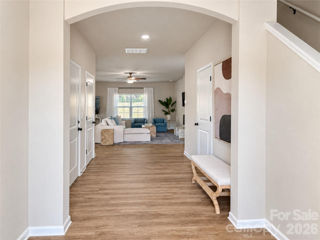 8913 Sawyer Run Court, Charlotte, NC 28215