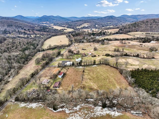 7291 Greenvale Rd, Watertown, TN 37184