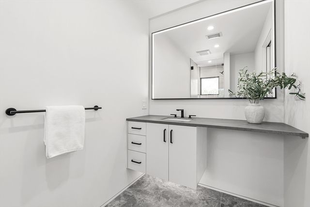 95 Deerfield Rd, Needham, MA 02492