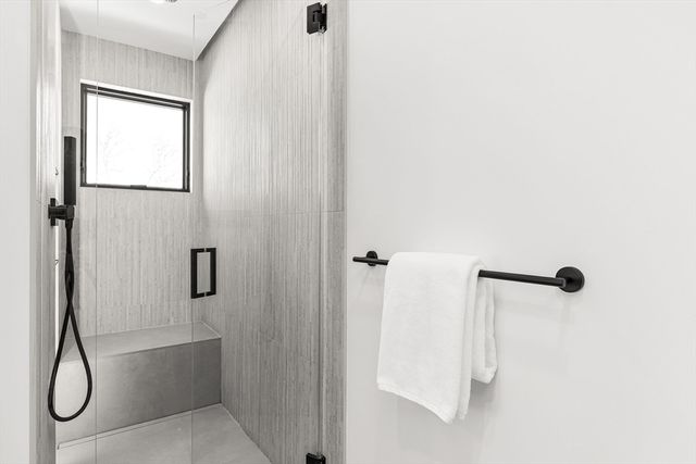 95 Deerfield Rd, Needham, MA 02492