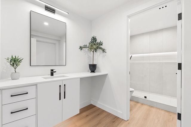 95 Deerfield Rd, Needham, MA 02492