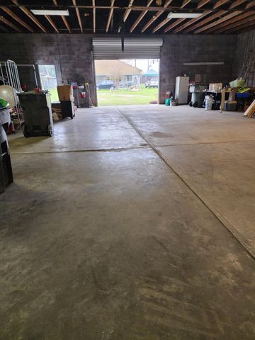 292 W Lathrop Rd, Lathrop, CA 95330