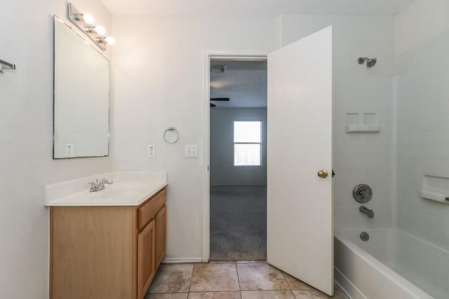 3826 Rowlock Vine Drive, Houston, TX 77084