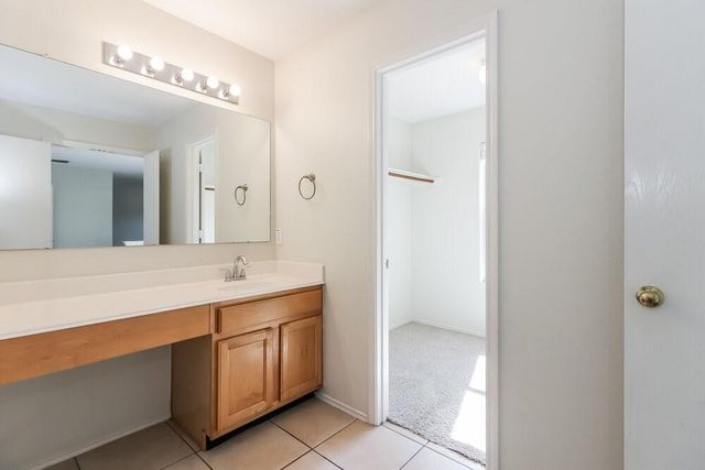 3826 Rowlock Vine Drive, Houston, TX 77084