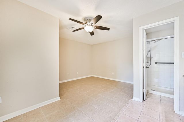 1113 N Heron Drive, Seabrook, TX 77586