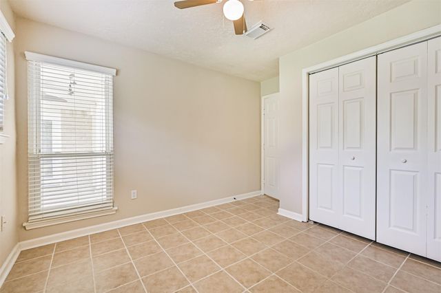 1113 N Heron Drive, Seabrook, TX 77586