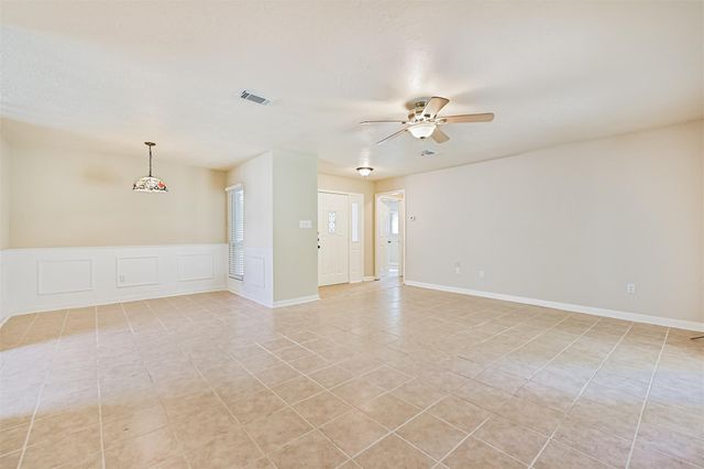 1113 N Heron Drive, Seabrook, TX 77586