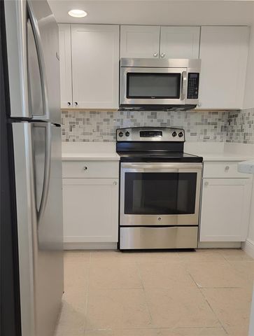 4528 COMMANDER DRIVE 2011, Orlando, FL 32822