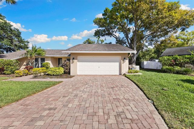 3102 WESSON WAY, Tampa, FL 33618