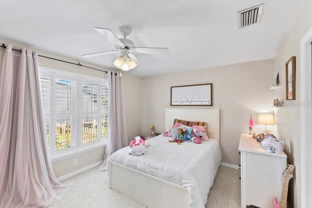 3102 WESSON WAY, Tampa, FL 33618