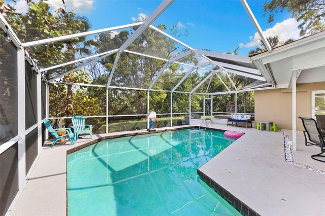 3102 WESSON WAY, Tampa, FL 33618