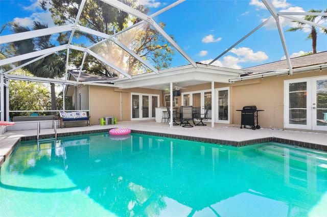 3102 WESSON WAY, Tampa, FL 33618