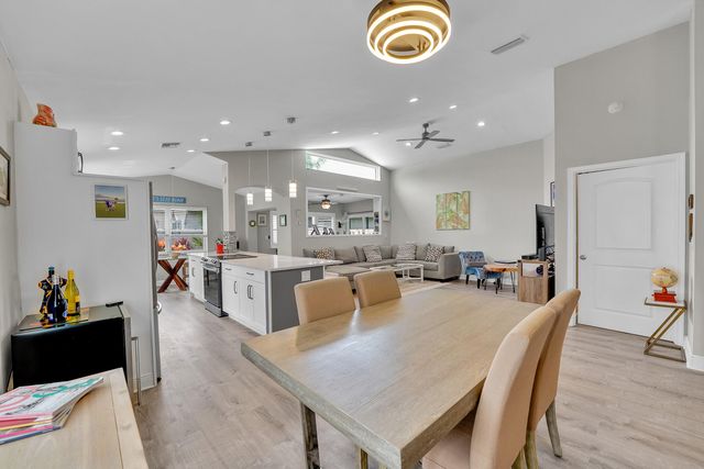 7917 Travlers Tree Drive, Boca Raton, FL 33433