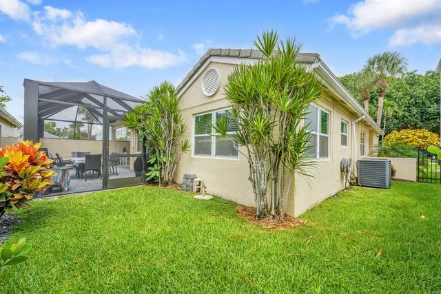 7917 Travlers Tree Drive, Boca Raton, FL 33433