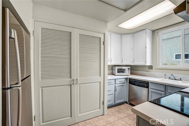 5655 E 2nd, Long Beach, CA 90803