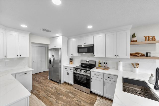 5004 ENSIGN LOOP, New Port Richey, FL 34652