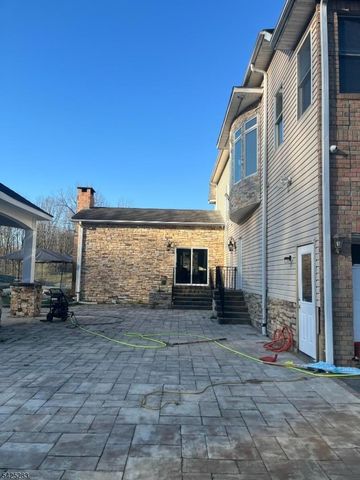 19 Violet Trl, Lafayette Twp., NJ 07848