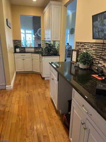 19 Violet Trl, Lafayette Twp., NJ 07848