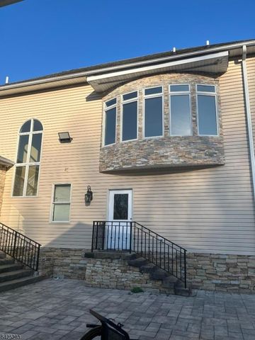 19 Violet Trl, Lafayette Twp., NJ 07848