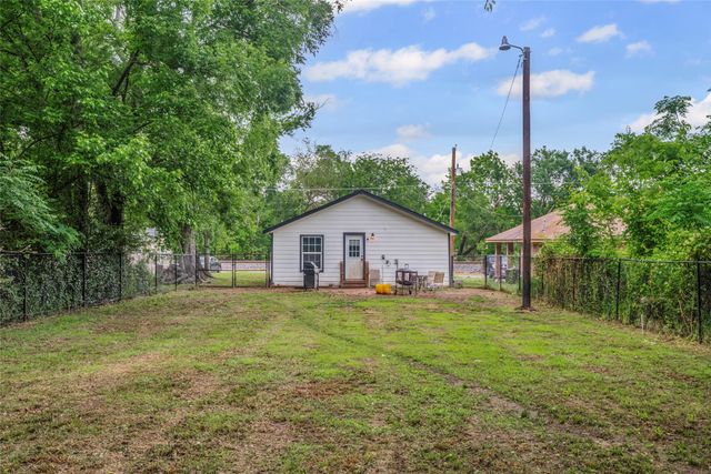 406 Mlk Drive, Sulphur Springs, TX 75482