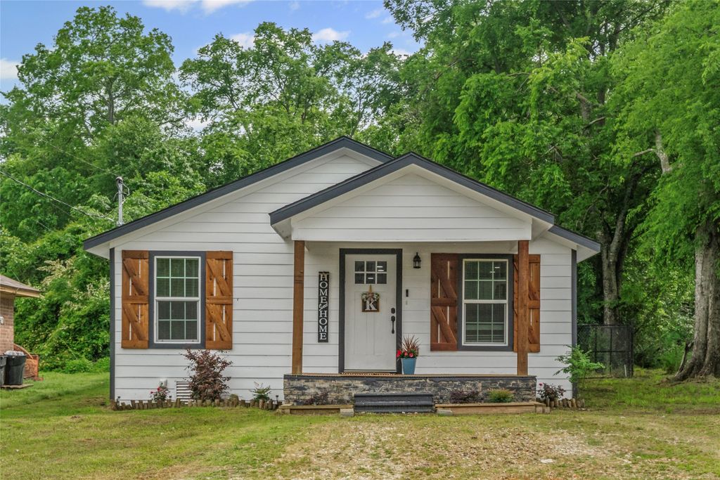 406 Mlk Drive, Sulphur Springs, TX 75482