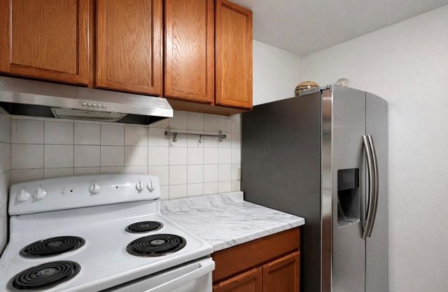 8200 Broadway Street 309, Houston, TX 77061