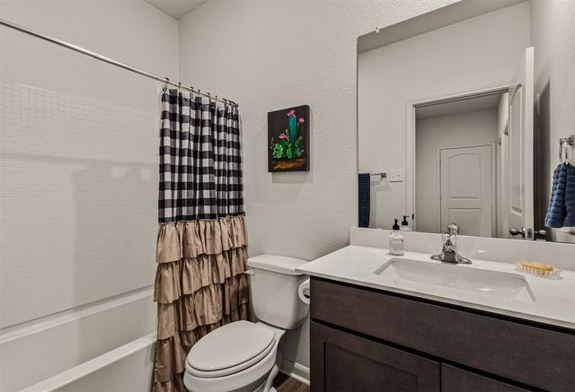 1916 Pondera Street, Ponder, TX 76259