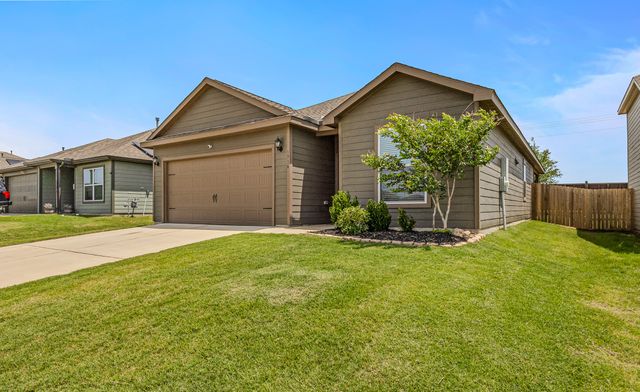 1916 Pondera Street, Ponder, TX 76259