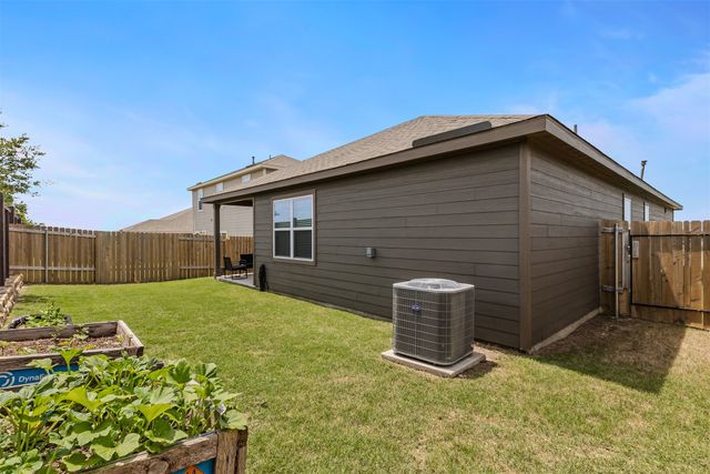 1916 Pondera Street, Ponder, TX 76259