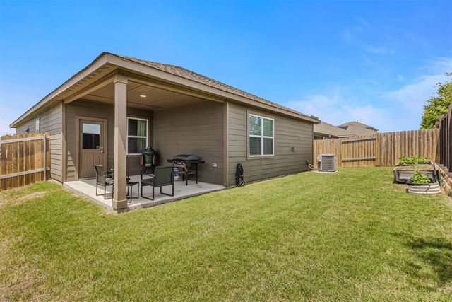 1916 Pondera Street, Ponder, TX 76259