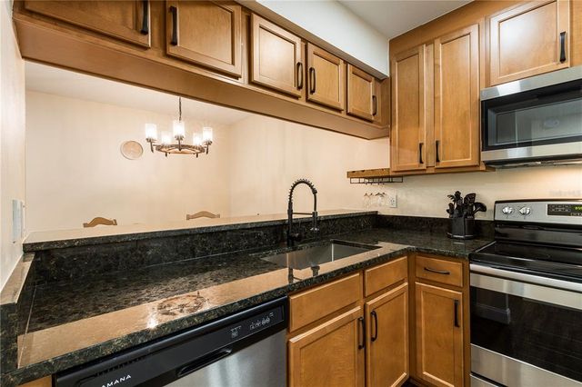 3231 BENEVA ROAD 101, Sarasota, FL 34232