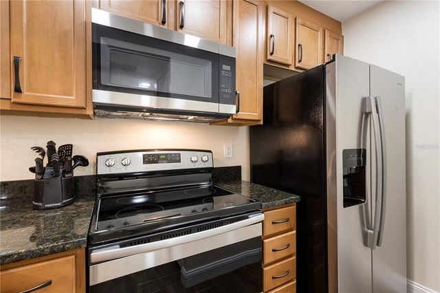 3231 BENEVA ROAD 101, Sarasota, FL 34232