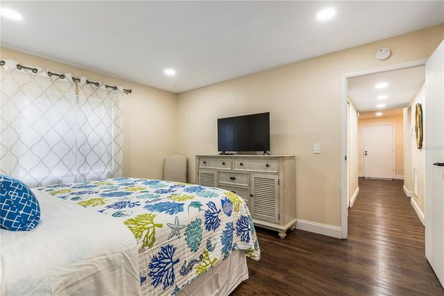 3231 BENEVA ROAD 101, Sarasota, FL 34232