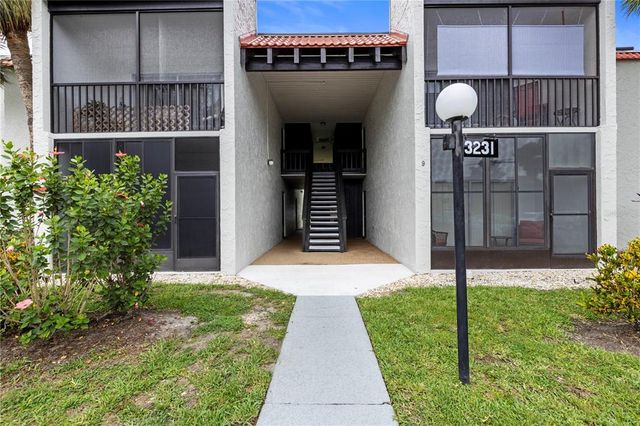 3231 BENEVA ROAD 101, Sarasota, FL 34232