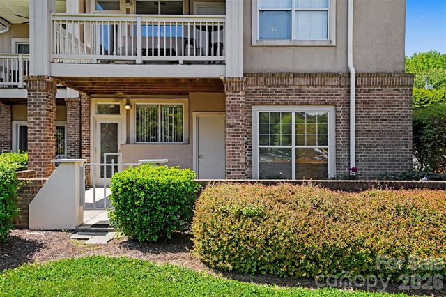 104 Pier 33 Drive 301, Mooresville, NC 28117