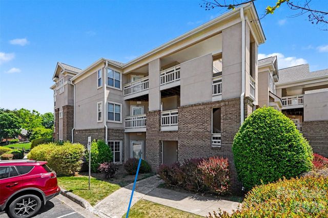 104 Pier 33 Drive 301, Mooresville, NC 28117