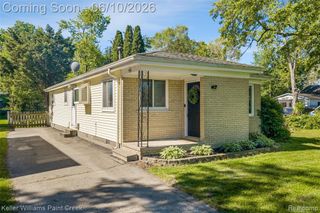 2742 Campers Drive, Highland, MI 48356