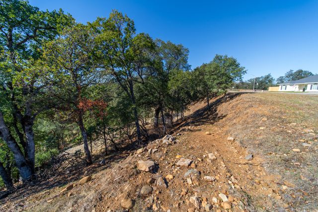 4125 Sunglow Drive, Redding, CA 96001